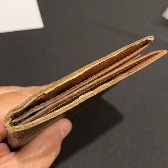 Louis Vuitton Vintage Monogram Canvas Bi-Fold Wallet - Picture 5 of 16